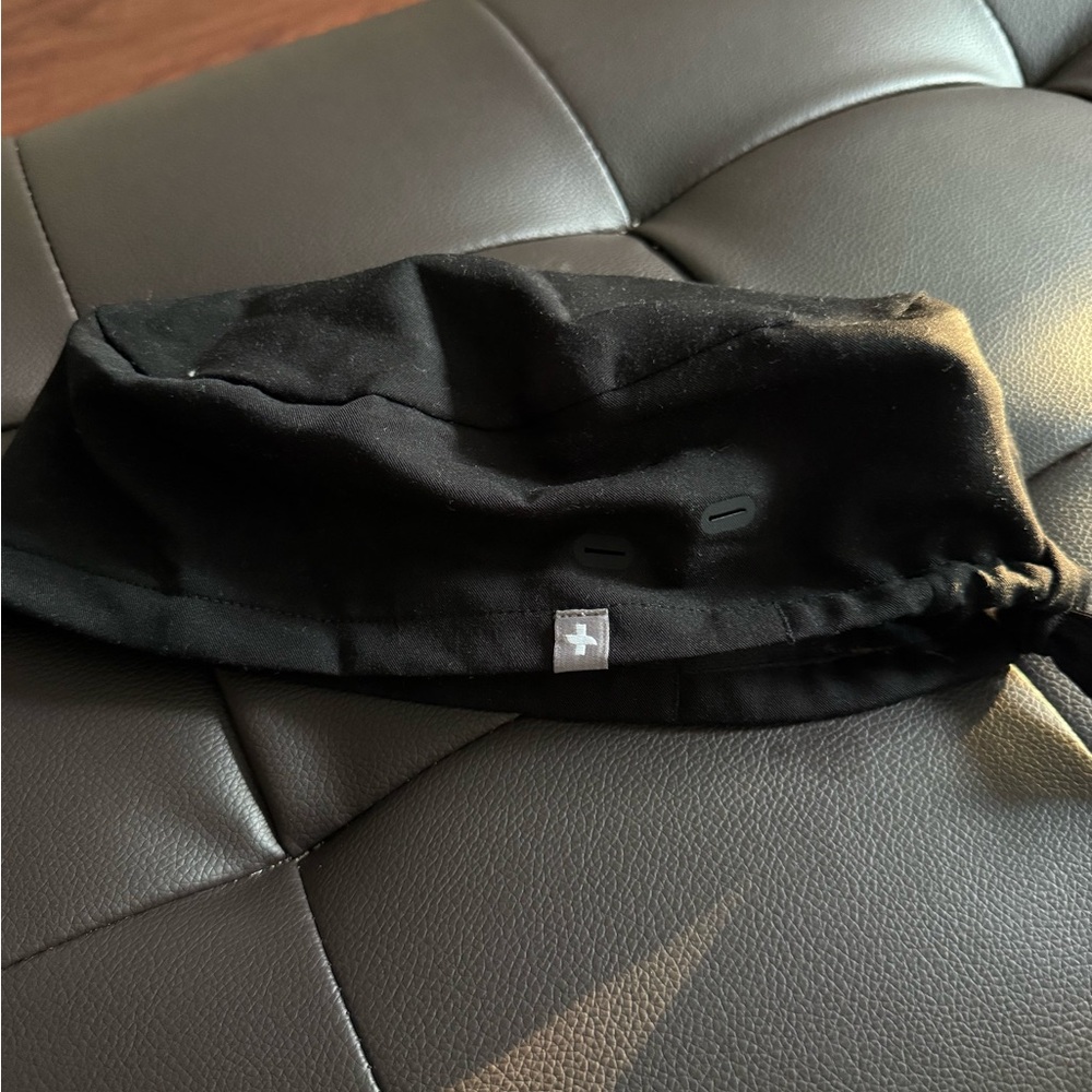 Figs Black Modern - Classic Scrub Cap with Buttonholes